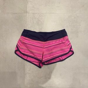 lululemon pink pattern speed up shorts size 4 length 2.5